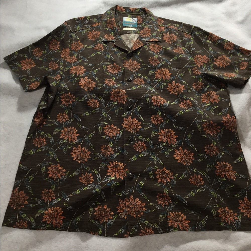 Tommy Bahama Dark Brown Floral Men's Silk Blend Shirt SZ Large gently used